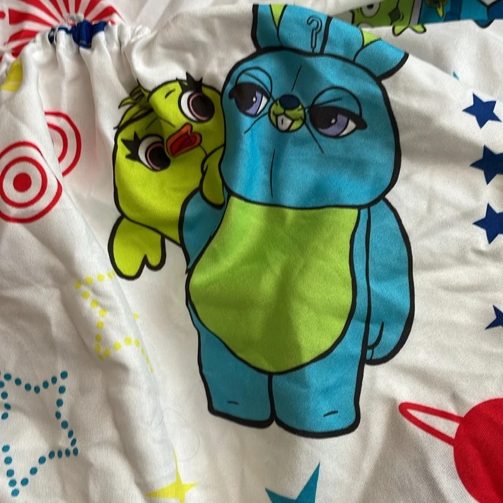 Toy Story 4 fitted sheet (TWIN) & shirts